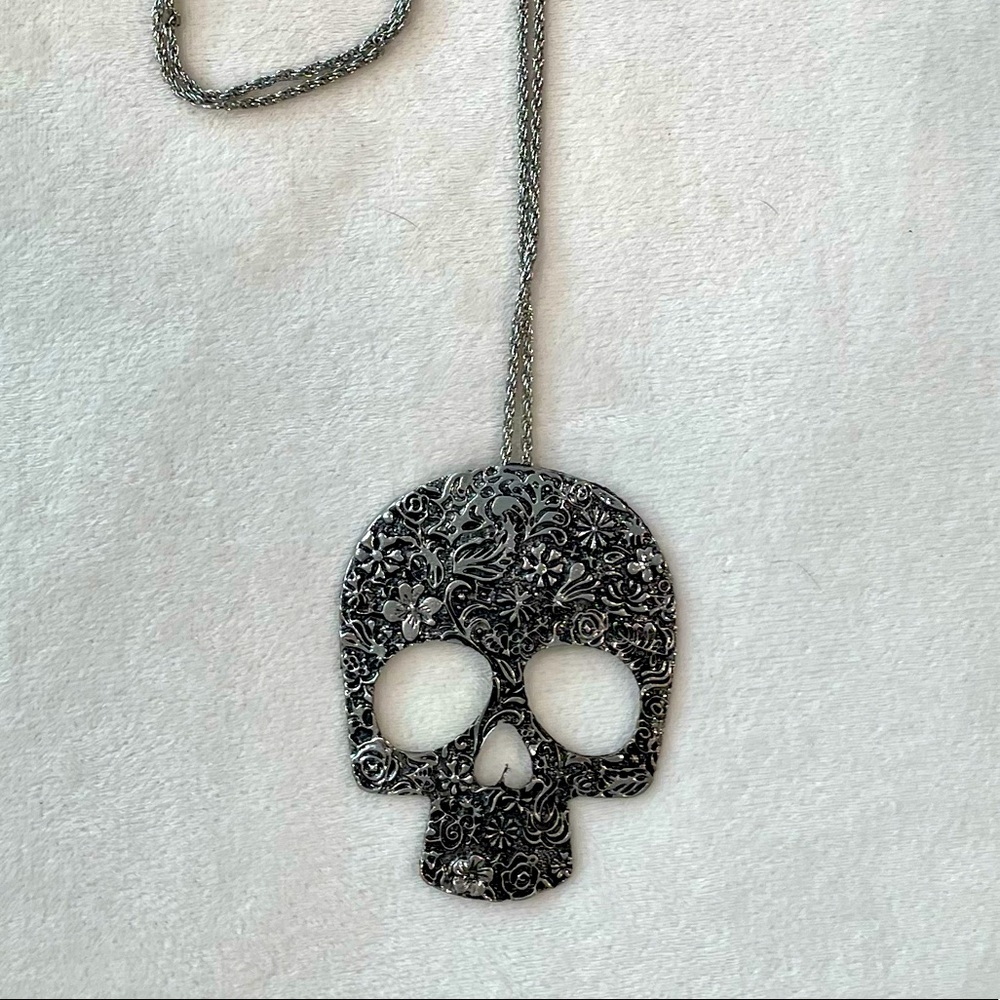 Skull Necklace